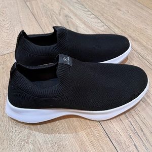 Vivaia Slip-On Sneaker Unisex